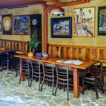 Dormero San Miguel Хостел *